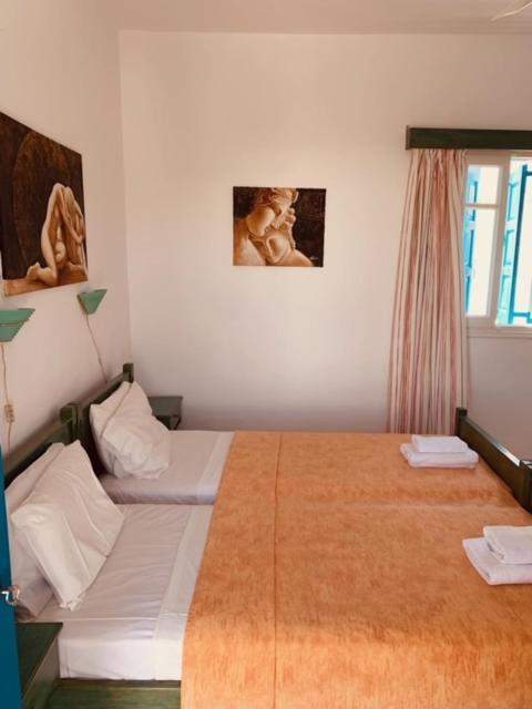 Manousos Rooms Adamantas  Luaran gambar