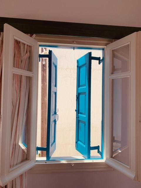 Manousos Rooms Adamantas  Luaran gambar