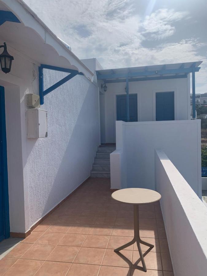 Manousos Rooms Adamantas  Luaran gambar