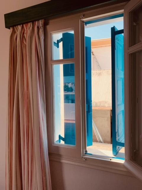 Manousos Rooms Adamantas  Luaran gambar