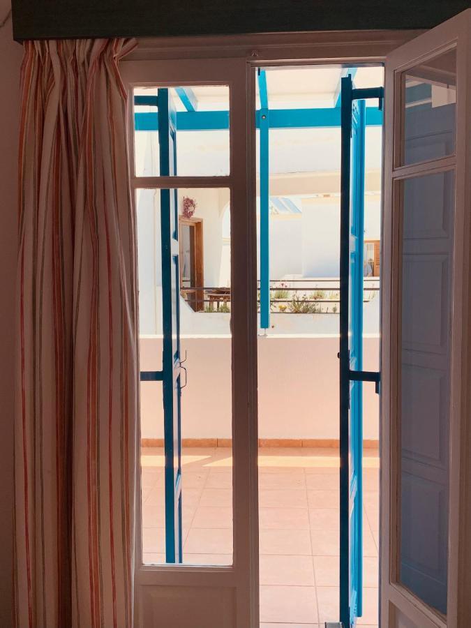 Manousos Rooms Adamantas  Luaran gambar